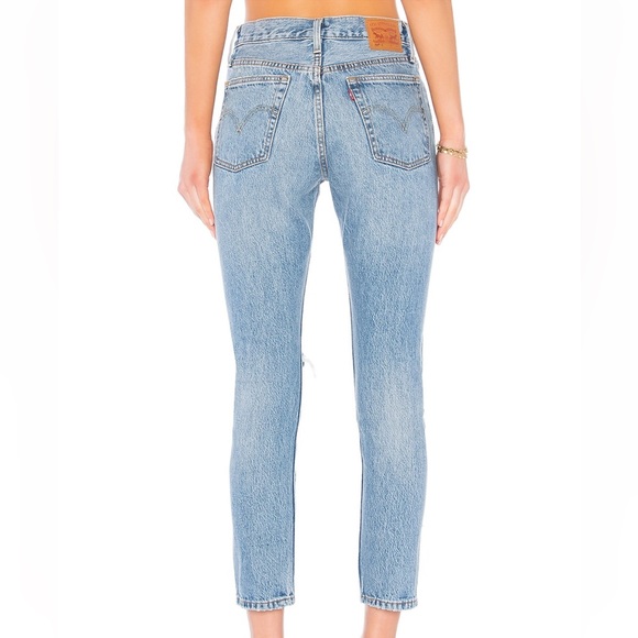 Levi’s - Picture 3 of 3